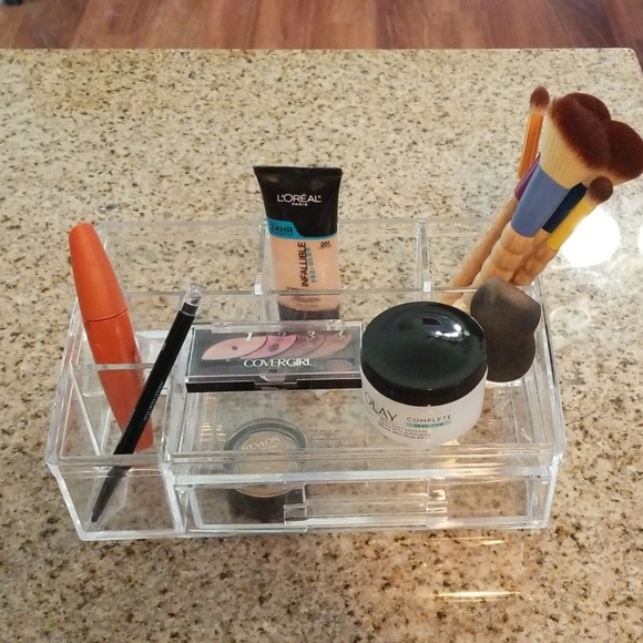 Other - Makeup Brush/Toiletries Organizer
